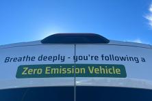 Zero-emissions bus